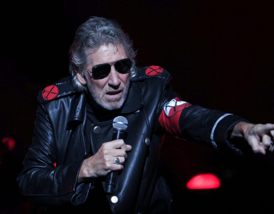 roger waters web