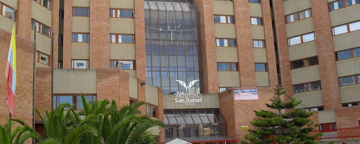 1280px-Tunja_hospital